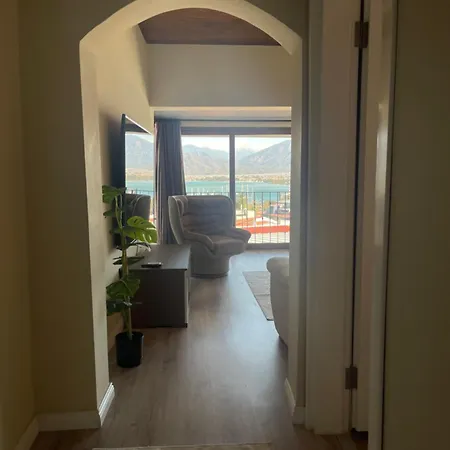 Deniz Manzarali Apartmán *