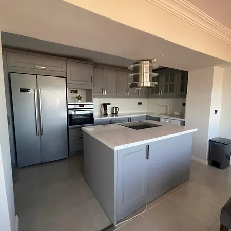 Deniz Manzarali Apartamento